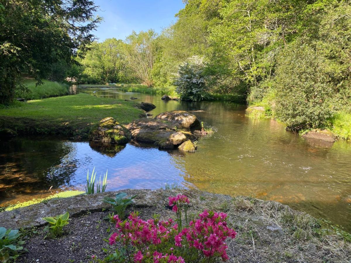 Moëlan-sur-Mer Les Moulins Du Duc Ecolodge מראה חיצוני תמונה